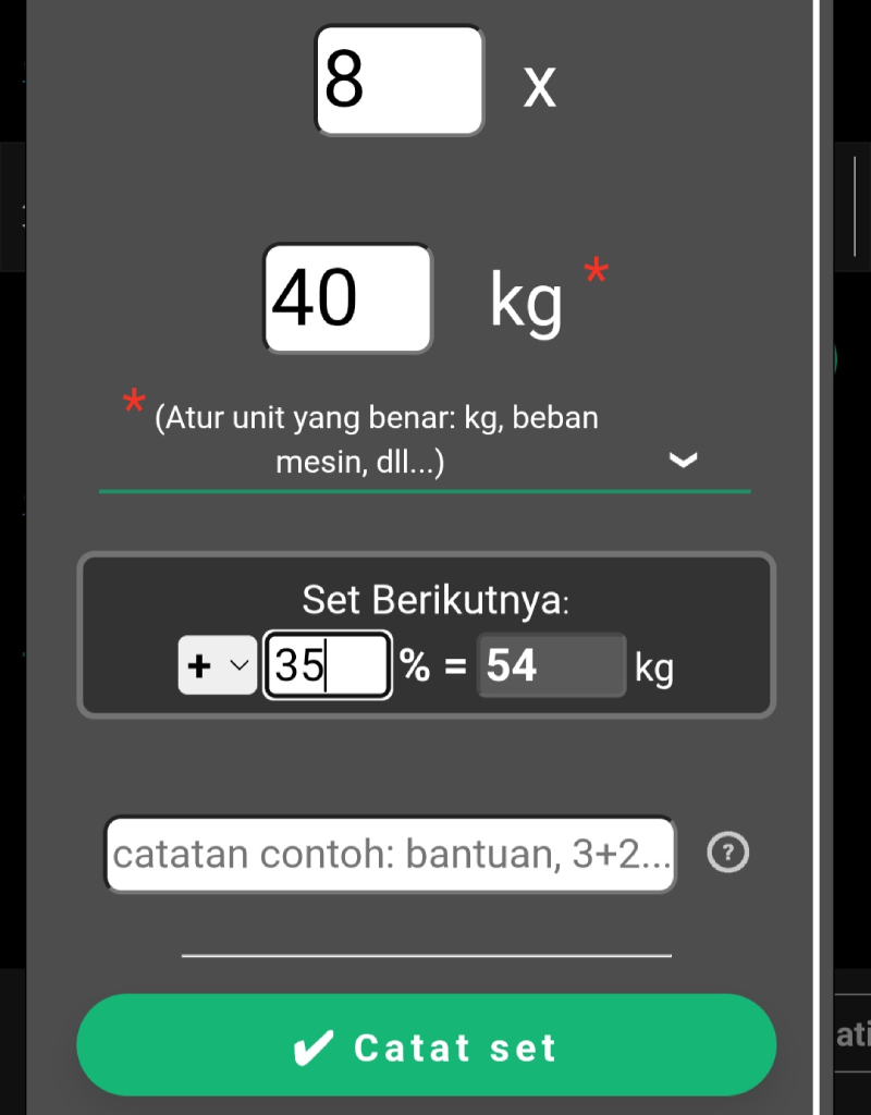 Detail pencatatan set dalam aplikasi jurnal latihan (TD) yang menampilkan jumlah repetisi, beban yang digunakan, dan usulan beban untuk set berikutnya.